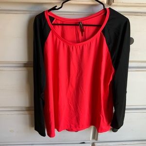 Torrid long sleeve rash guard hot pink & black